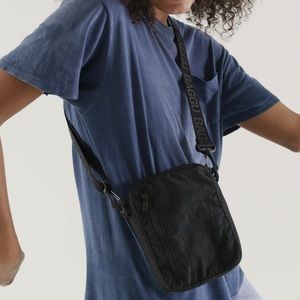 Black BAGGU Sport Crossbody
